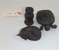 Antique miniature cast iron snapping turtle