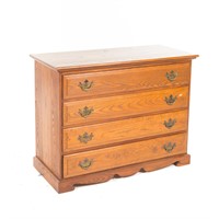 Contemporary oak chest of drawers