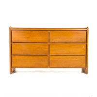 Contemporary oak chest of drawers