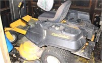 CUB CADET RZT ZERO TURN MOWER W/GRASS CATCHER