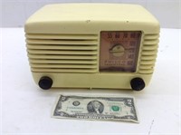 Philco Transitone Model 49-500 White Tube Radio
