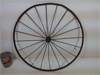 Roue de vélo de fer antique