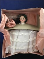 Madame Alexander "Scarlett" #1590 Doll