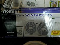 Twin window fan