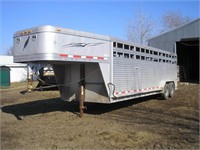 '02 Featherlite Aluminum 7' x 24' Trailer