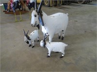 (qty - 3) Decorative Metal Goats-