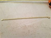 Marked 585 a 14 Karat Gold 8 inch Bracelet.
