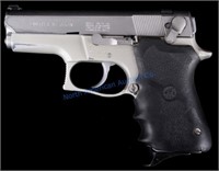 Smith & Wesson Model 6906 9MM Semi Auto Pistol