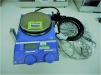 Magnetic hotplate stirrer