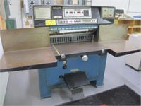 Challenge Model CDC 30" Paper Cutter