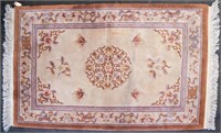 Plush Area Rug Contemporary 47" x 75"