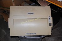 Fellowes Powerhouse 2000 shredder