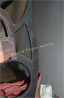 Tubbs Mfg Co. tray shelf iron