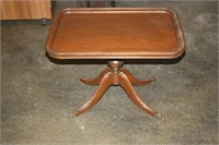 Claw Foot Side Table 25.25 x 17.5 x 17.5H