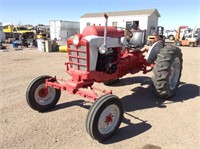 1962 Ford 941 Vintage Tractor