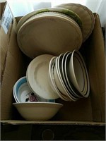 Miscellaneous dishes, bowls