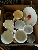 Mugs, miscellaneous glassware