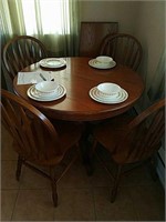 Dining Room Table, Four Chairs With Leaf