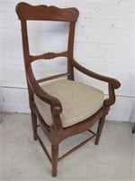 Oversize Gents Parlor Chair