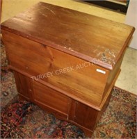 PRIMITIVE PINE COMMODE W/ LIFT-TOP AND FRONT