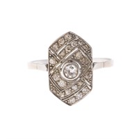 An Art Deco Lady's Filigree Diamond Ring