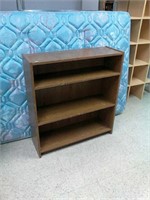 3 tier bookshelf \ shelving unit