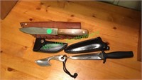 Three fixed blade knives – Little Skinner  –