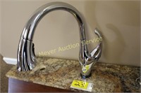 Delta Chrome Motion Sensor  Kitchen Faucet *NEW*