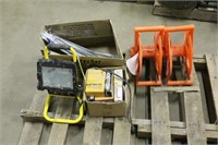 (2) ELECTRIC CORD REELS, WORK LIGHT, BOX OF