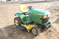 JOHN DEERE 425 RIDING LAWN MOWER