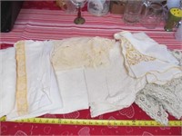 7pc Vintage Table Linens & Covers