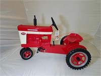 Farmall 460 Pedal Tractor