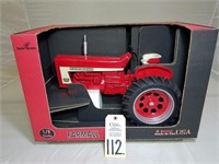 Joseph L.Ertl scale mdl Case IH Farmall