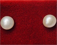 30H- Freshwater pearl earrings - $60