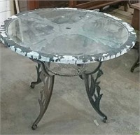 Cast iron patio table 30"H needs paint