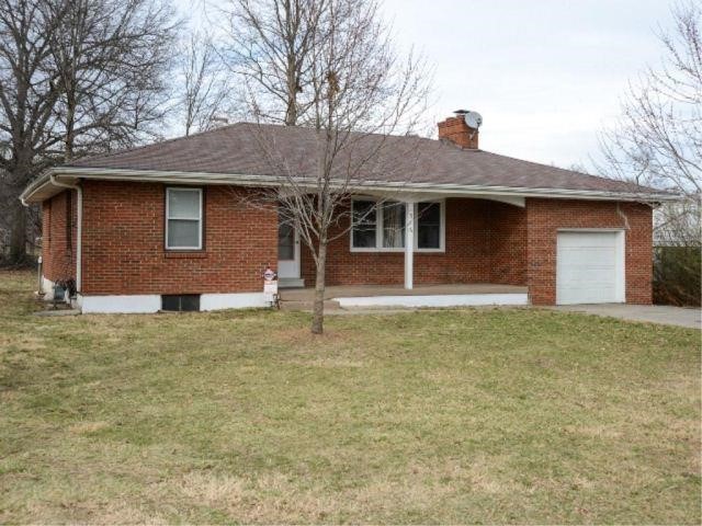 Maxwell Real Estate Auction 2 of 2: Three Bedroom Brick Home