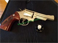 Smith & Wesson Model:19-3 .357, Chrome Plated