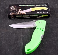 Frost Cutlery Green Beret Tactical Knife