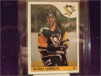 Mario Lemieux Rookie Card in Hard Protective Case