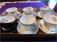 Lot 6 Cups and Saucers