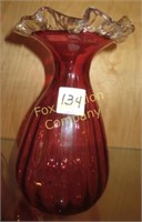 Rossi - Vase with Scalloped Edges - Cranberrty