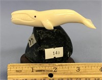 4" ivory bowhead whale with inset baleen eyes moun