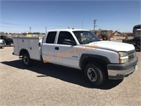 2005 Chevy 2500HD Service Truck