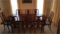 68" Oval Dinningroom table w/8 Chairs