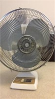 Windmere 18" oscillating fan