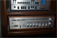 VINTAGE YAMAHA CR-2020 WOOD CASE STEREO RECEIVER