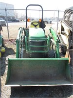 John Deere 2305 Tractor/Loader/Mower