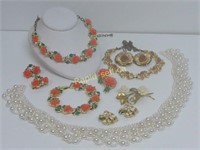 Vintage Fashion Roses & Pearl Jewellery