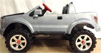 Kid's Silver Ford F150 Ride On (Needs Battery)