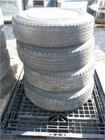 Pallet of tires